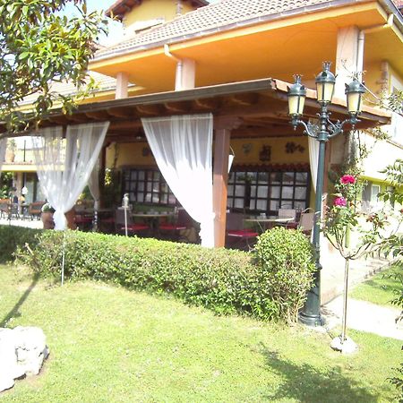 Hosteria Las Fuentes Rubayo Eksteriør bilde